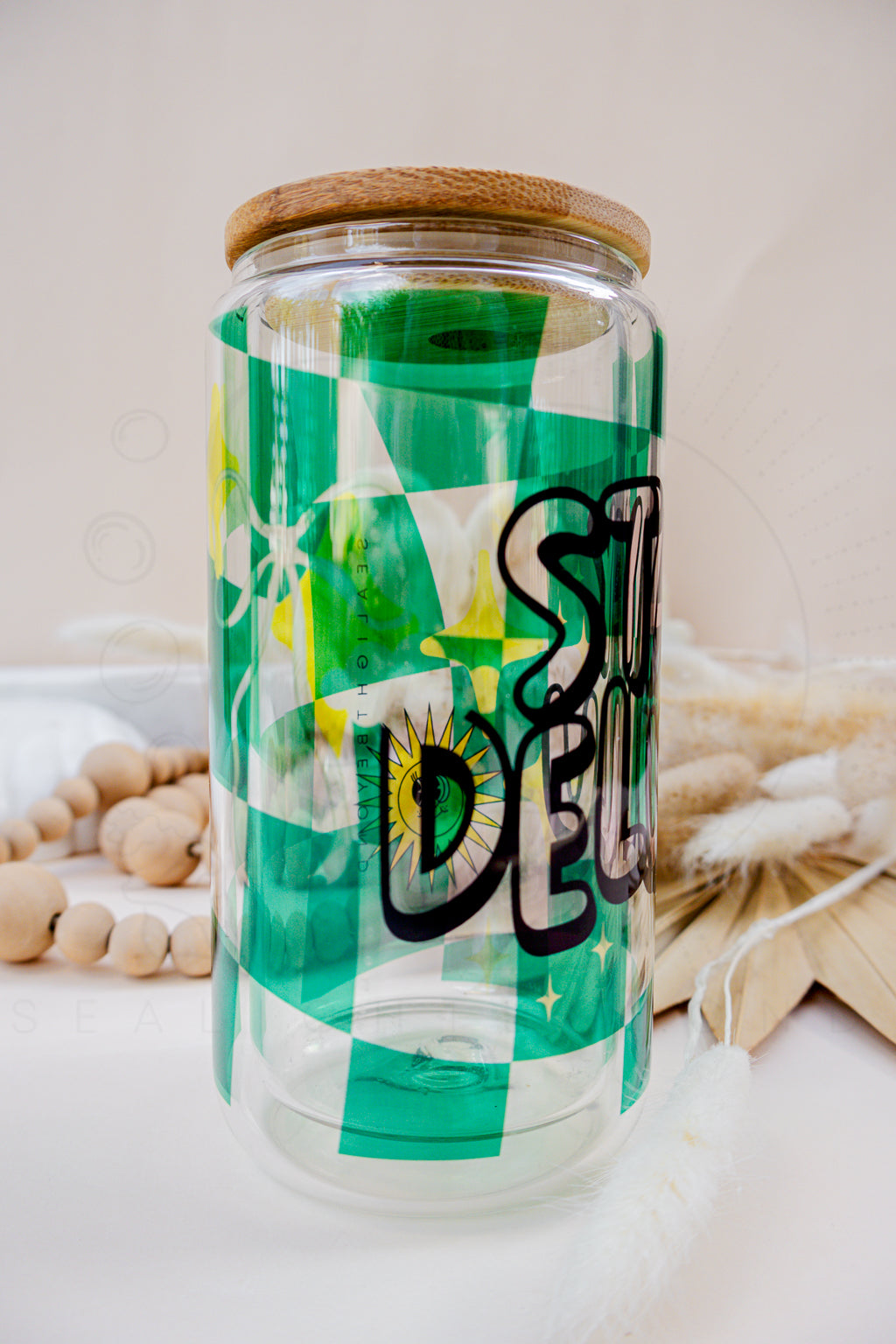 Delulu Delight: Glass Tumbler